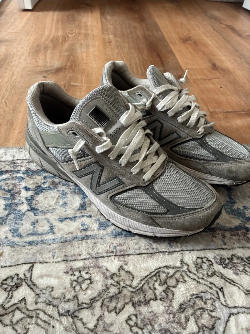 New Balance Men’s Sneakers — Light Grey/Gray